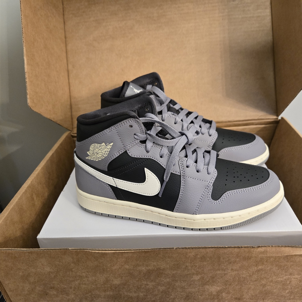 Nike Air Jordan 1 Mid - Cement & Sail & Anthracite Color - Wmns 9 (Eu Size 40.5)